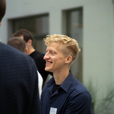 simonchovegano picture