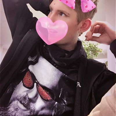 KenzoSkvallertantenT picture