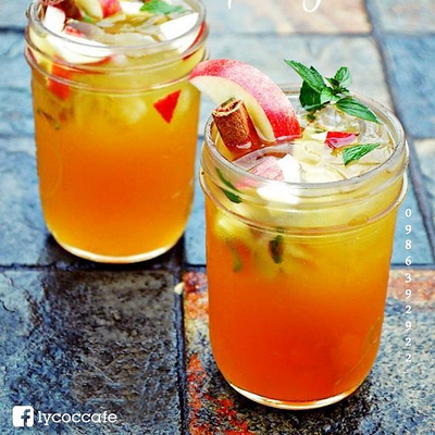 AcelynnAbelDubois picture