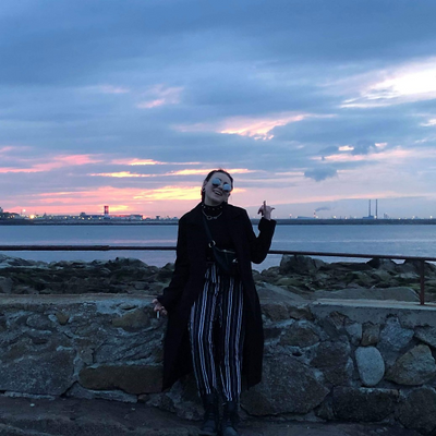 catchmeintherye picture