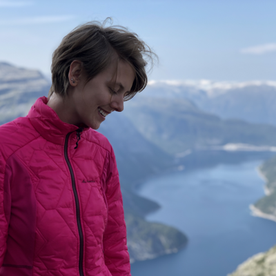 julia.naarab picture