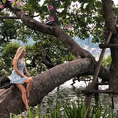 EmilyCaitlyn picture