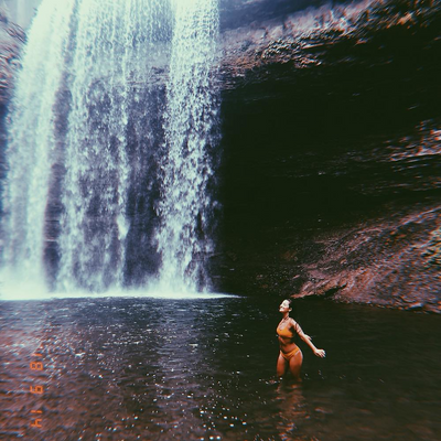 JuliaColangelo picture